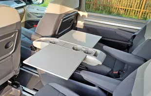 Volkswagen Multivan TDI - bardziej osobowy niż ciężarowy