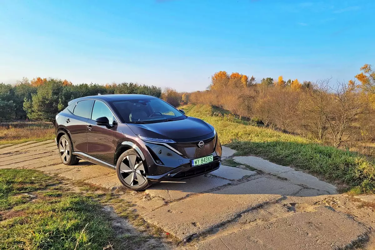 Nissan Ariya Evolve+ 394 KM e-4orce - rodzinno-sportowy elektryk