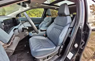 Nissan Ariya Evolve+ 394 KM e-4orce - rodzinno-sportowy elektryk