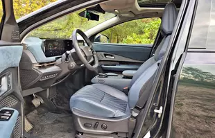 Nissan Ariya Evolve+ 394 KM e-4orce - rodzinno-sportowy elektryk