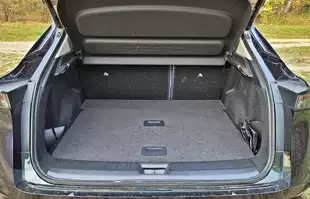 Nissan Ariya Evolve+ 394 KM e-4orce - rodzinno-sportowy elektryk