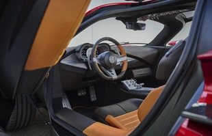 Alfa Romeo 33 Stradale wyjeżdża na drogi