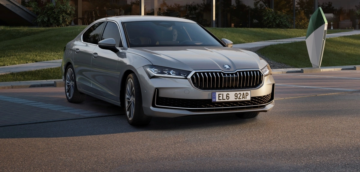 Skoda Superb z nowym napędem hybrydowym