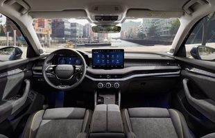 Skoda Superb z nowym napędem hybrydowym