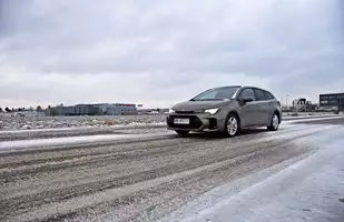 Suzuki Swace: Toyota Corolla w przebraniu czy coś więcej?