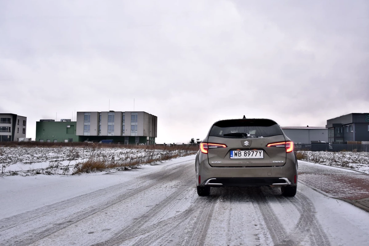 Suzuki Swace: Toyota Corolla w przebraniu czy coś więcej?