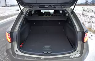 Suzuki Swace: Toyota Corolla w przebraniu czy coś więcej?