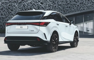 Lexus RX po zmianach na 2025 rok