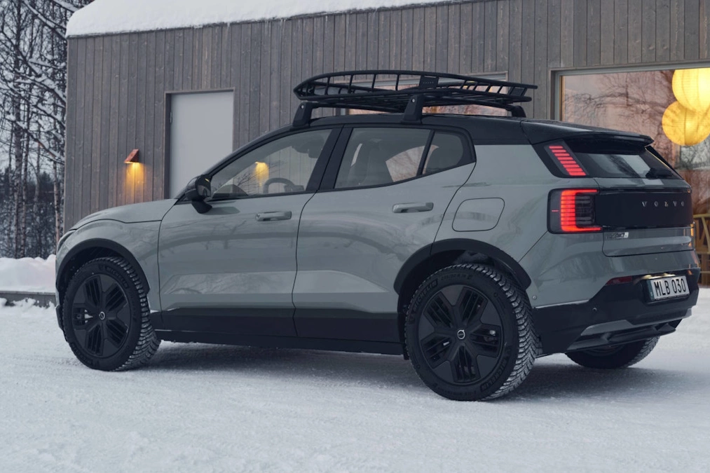 Volvo EX30 Cross Country. Elektrykiem w teren?