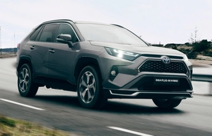 Toyota RAV4 taniej nawet o 30 tys. zł