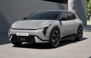 Kia EV4 na pierwszych zdjęciach