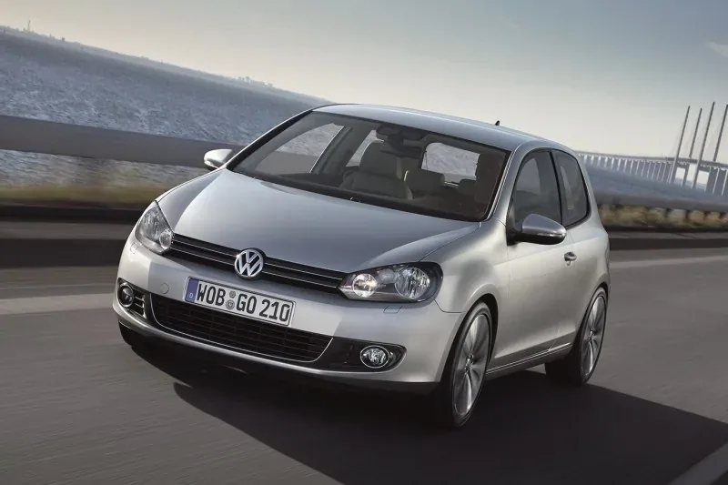 Volkswagen Golf VI
