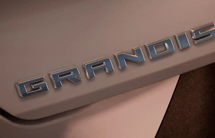 Mitsubishi Grandis wraca. To klon Renault Symbioz