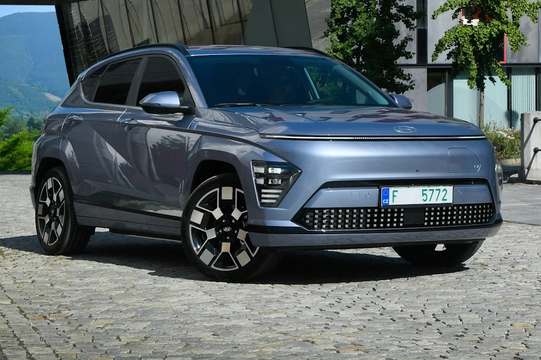Hyundai Kona Electric taniej o kilkadziesiąt tysięcy zł