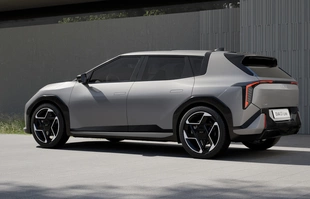 Kia EV4 oficjalnie. Dane techniczne i osiągi