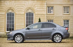 Niższe ceny aut Mitsubishi — zdjęcie 4
