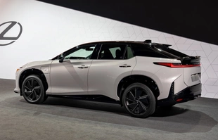 Lexus RZ po modernizacji