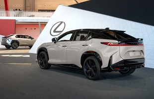 Lexus RZ po modernizacji