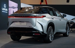 Lexus RZ po modernizacji