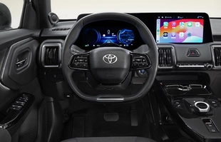 Toyota Urban Cruiser wraca. Teraz to auto elektryczne