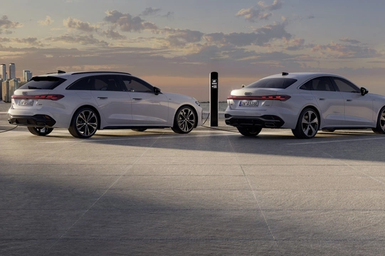 Audi A5 z napędem hybrydowym plug-in