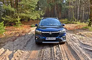 Suzuki S-Cross 1.5 DualJet 2025 | Tradycyjne podejście do nowoczesności