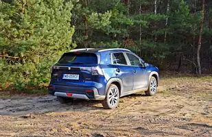 Suzuki S-Cross 1.5 DualJet 2025 | Tradycyjne podejście do nowoczesności