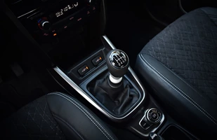 Suzuki Vitara 1.4 BoosterJet 2025 - ani myśli zejść ze sceny
