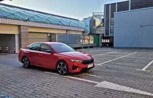 Skoda Octavia RS 2025 - Czy samochód może mieć za dużo mocy?