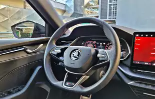 Skoda Octavia RS 2025 - Czy samochód może mieć za dużo mocy?