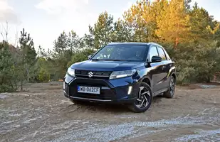 Suzuki Vitara 1.5 DualJet Hybrid 2025 | Wyróżnia się na tle rywali