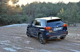Suzuki Vitara 1.5 DualJet Hybrid 2025 | Wyróżnia się na tle rywali