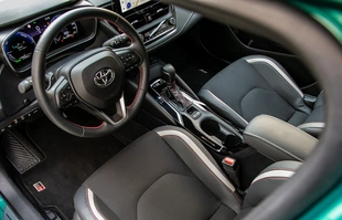 Hybrydowa Toyota Corolla przebojem w Polsce