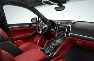 Porsche Cayenne Turbo S — zdjęcie 2