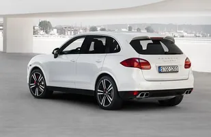 Porsche Cayenne Turbo S — zdjęcie 3