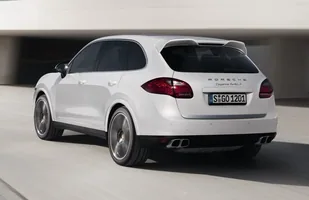 Porsche Cayenne Turbo S — zdjęcie 4