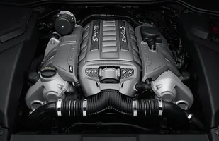 Porsche Cayenne Turbo S — zdjęcie 6