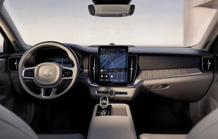 Volvo S90 po liftingu. Niespodziewanym