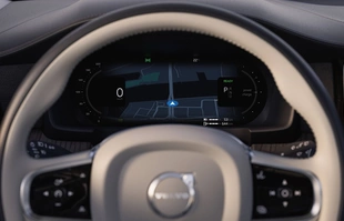 Volvo S90 po liftingu. Niespodziewanym