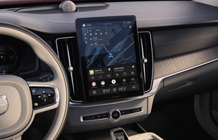 Volvo S90 po liftingu. Niespodziewanym