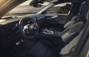 Renault Austral i Espace po liftingu. Polskie ceny