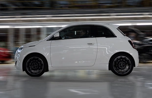 Fiat 500 Hybrid na pierwszych zdjęciach