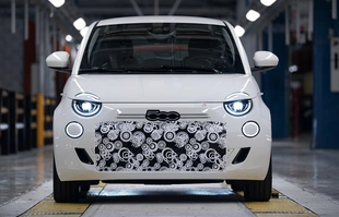 Fiat 500 Hybrid na pierwszych zdjęciach