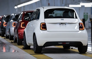 Fiat 500 Hybrid na pierwszych zdjęciach