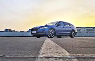 Skoda Superb PHEV Kombi | Ponad 100 km “na prądzie”