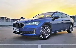 Skoda Superb PHEV Kombi | Ponad 100 km “na prądzie”