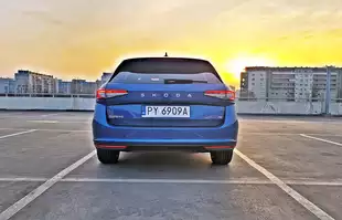 Skoda Superb PHEV Kombi | Ponad 100 km “na prądzie”