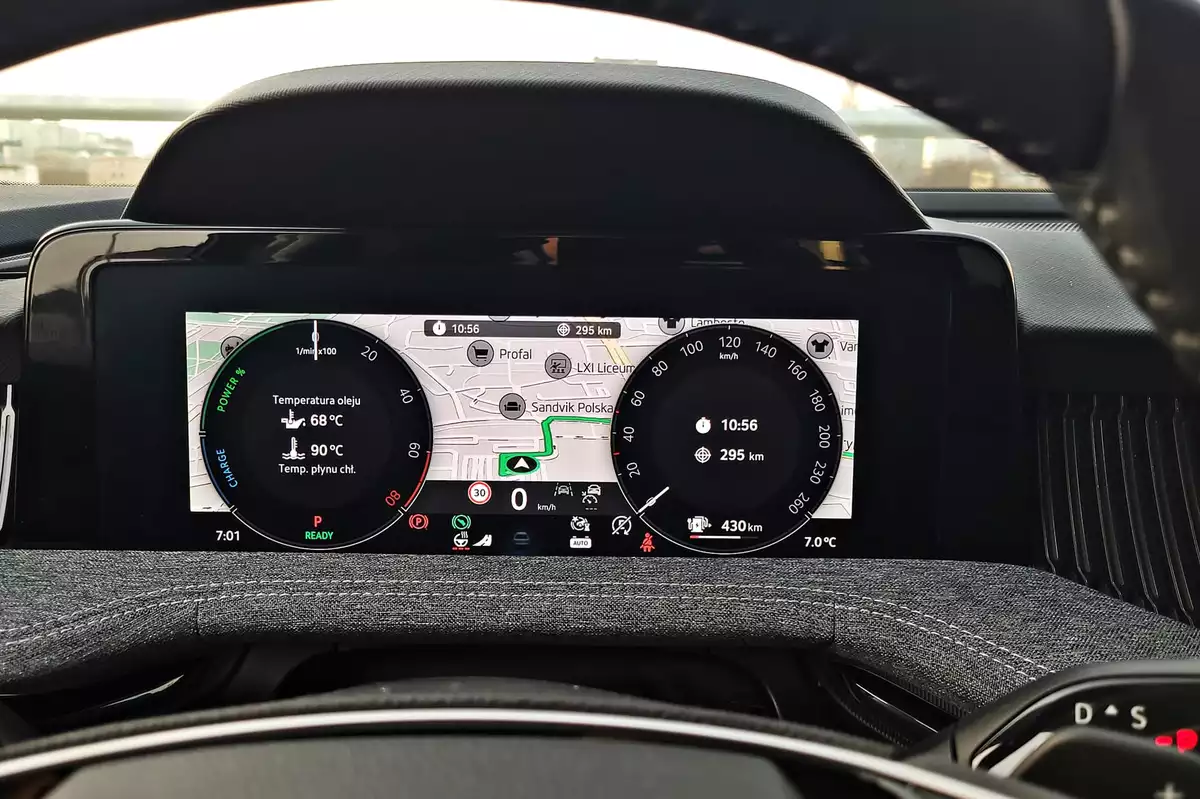 Skoda Superb PHEV Kombi | Ponad 100 km “na prądzie”