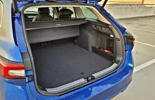 Skoda Superb PHEV Kombi | Ponad 100 km “na prądzie”