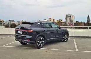 MG HS Excite | Wejście z przytupem